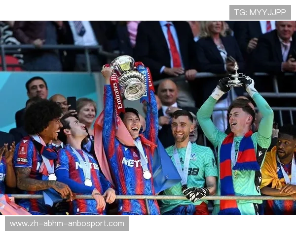 日本球员在英超夺冠球队的贡献及影响力